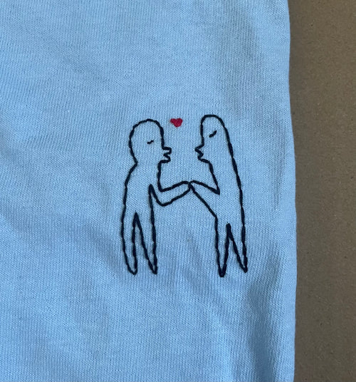 Camiseta con beso