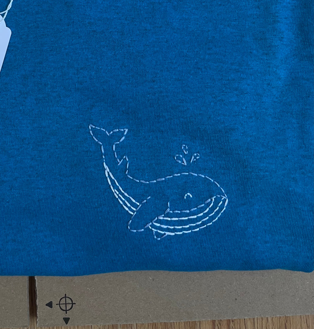 Camiseta con ballena