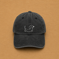 Gorra color gris oscuro con teckel bordado a mano